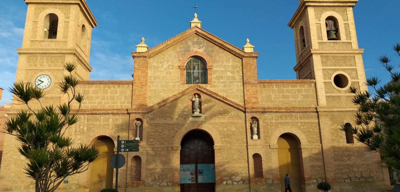 Herverkoop - Appartement / flat -
Torrevieja - El Acequión