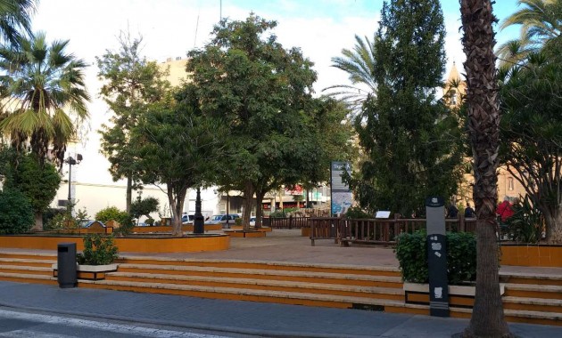 Herverkoop - Appartement / flat -
Torrevieja - El Acequión