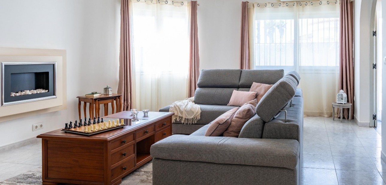 Venta - Villa -
Orihuela Costa - Playa Flamenca