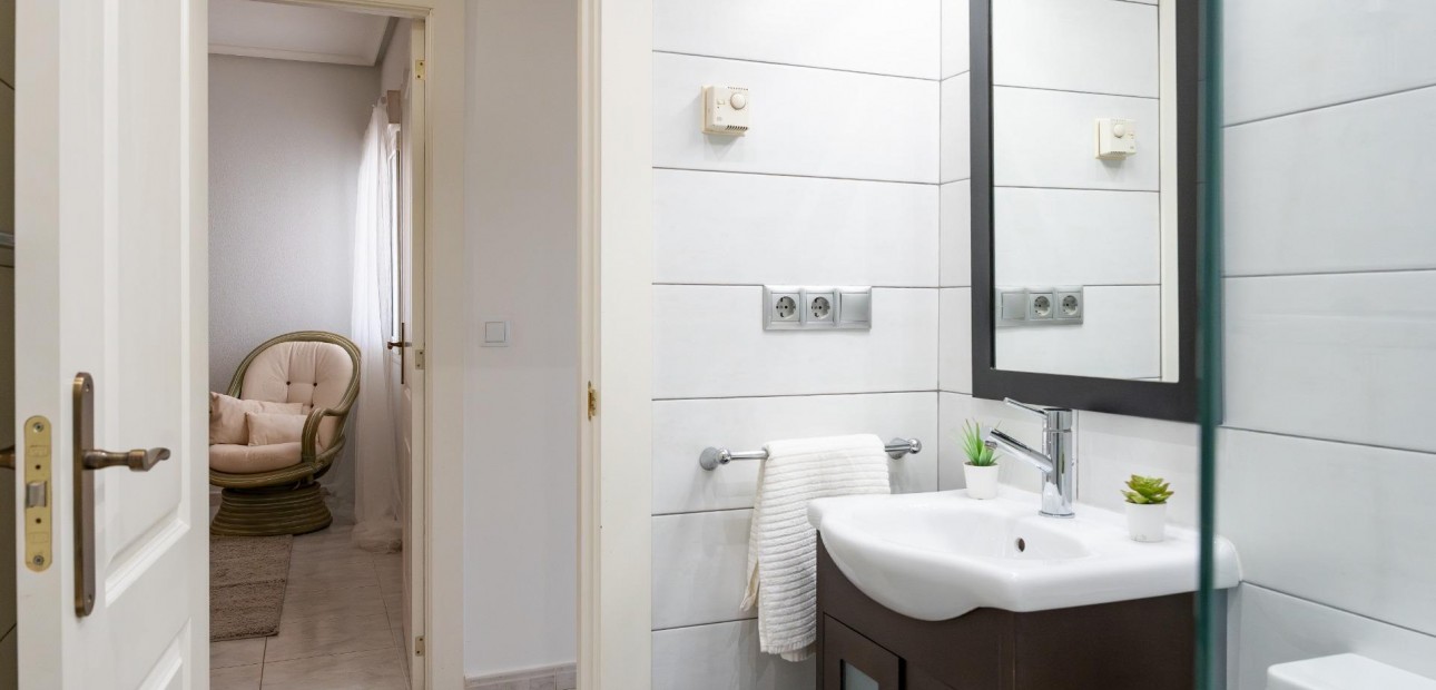 Venta - Villa -
Orihuela Costa - Playa Flamenca