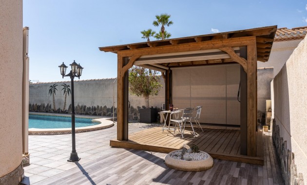 Venta - Villa -
Orihuela Costa - Playa Flamenca