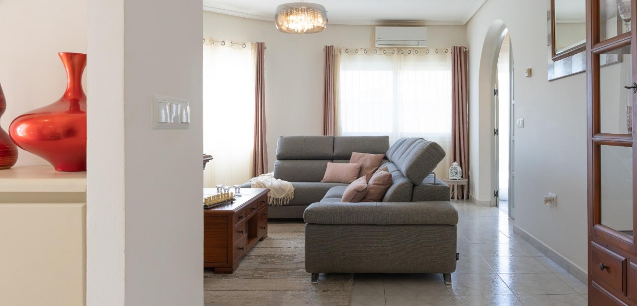 Venta - Villa -
Orihuela Costa - Playa Flamenca