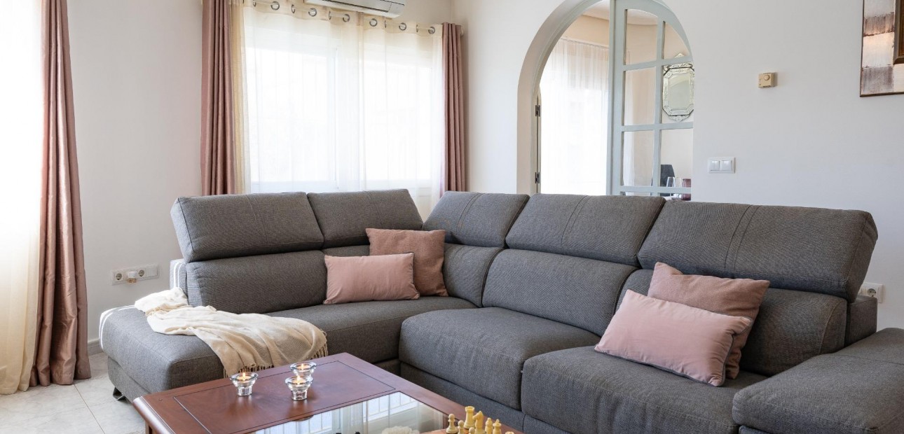 Venta - Villa -
Orihuela Costa - Playa Flamenca