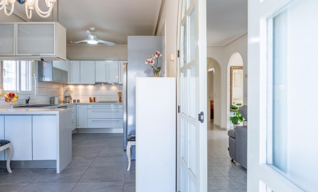 Venta - Villa -
Orihuela Costa - Playa Flamenca