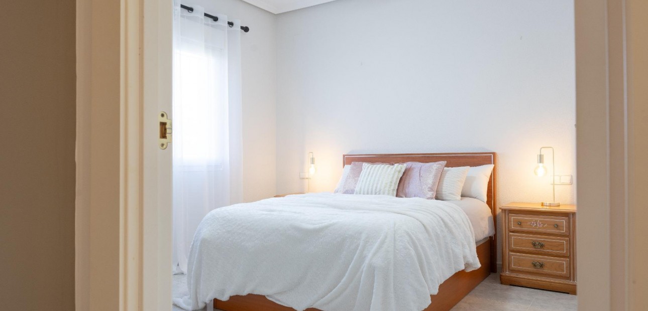 Venta - Villa -
Orihuela Costa - Playa Flamenca