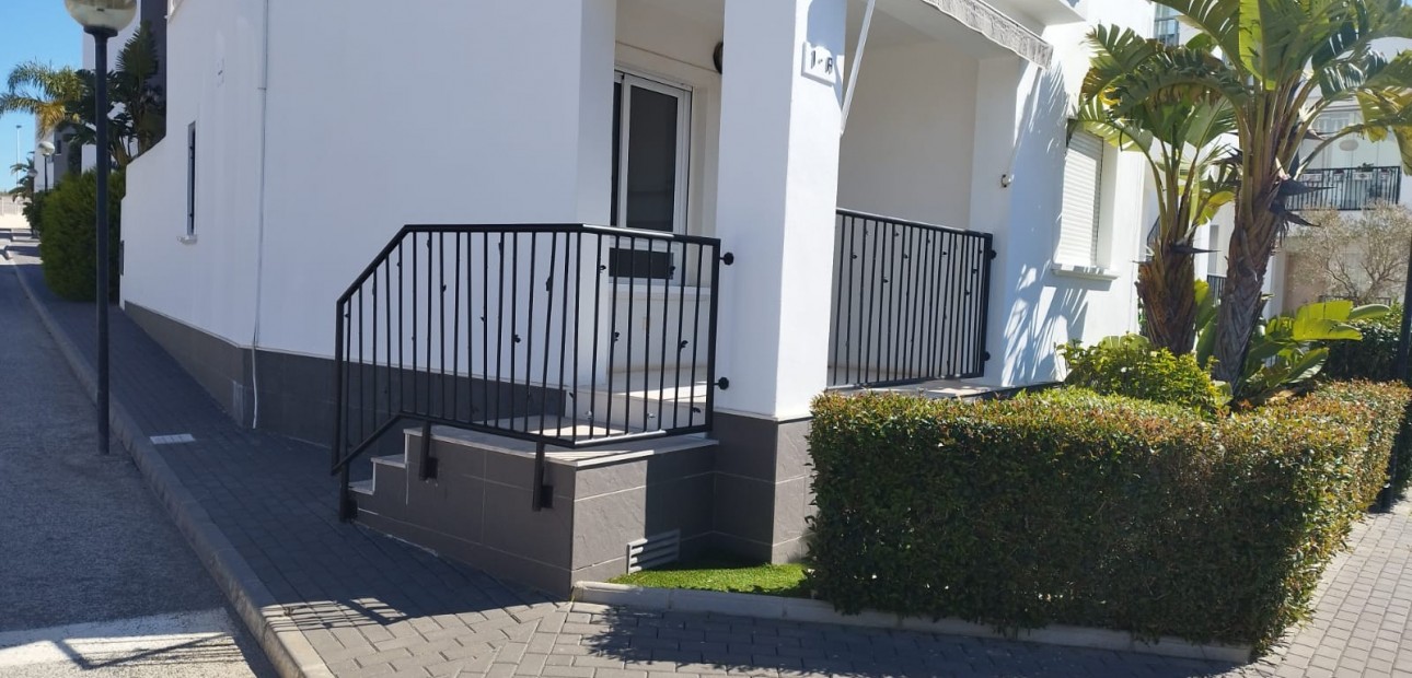 Venta - Bungalow -
Torrevieja - Aguas Nuevas