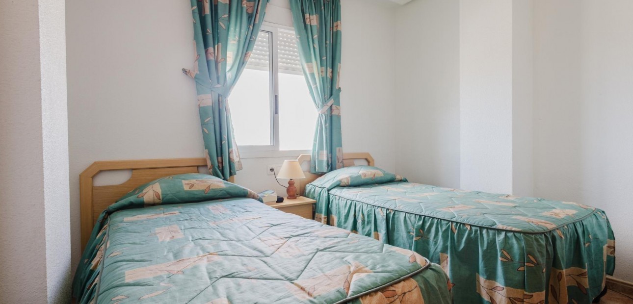 Herverkoop - Appartement / flat -
Torrevieja - Centro