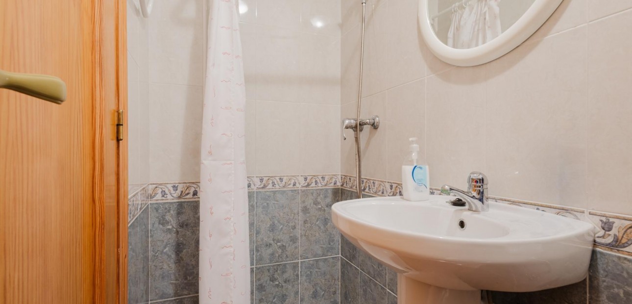 Herverkoop - Appartement / flat -
Torrevieja - Centro