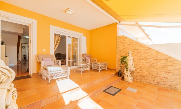 Venta - Terraced house -
Orihuela Costa - Villamartin