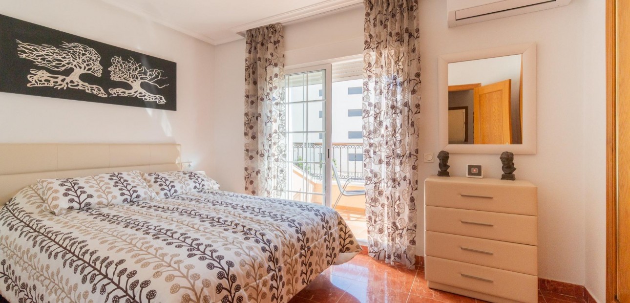 Venta - Terraced house -
Orihuela Costa - Villamartin