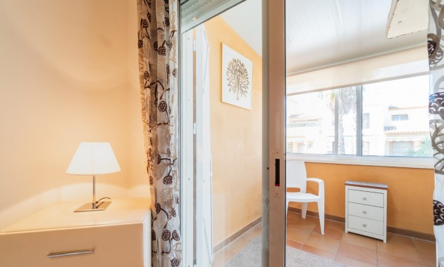 Venta - Terraced house -
Orihuela Costa - Villamartin