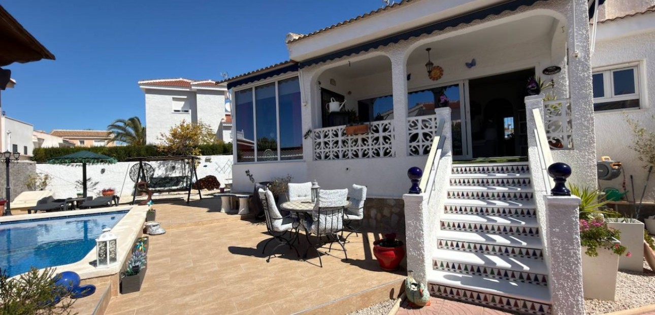 Venta - Villa -
Ciudad Quesada