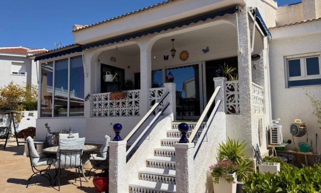 Venta - Villa -
Ciudad Quesada