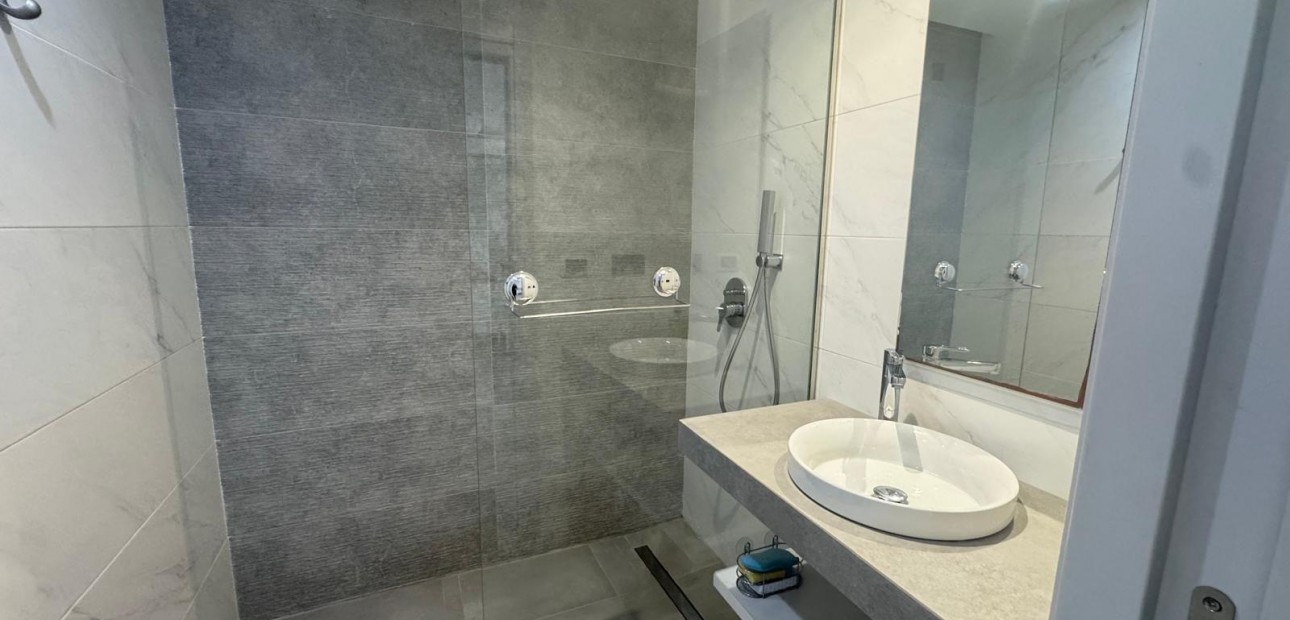 Venta - Ático -
Torrevieja - Punta prima