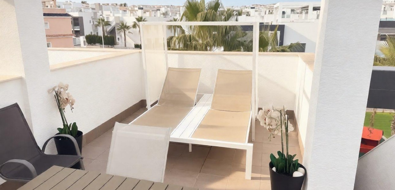 Venta - Ático -
Torrevieja - Punta prima