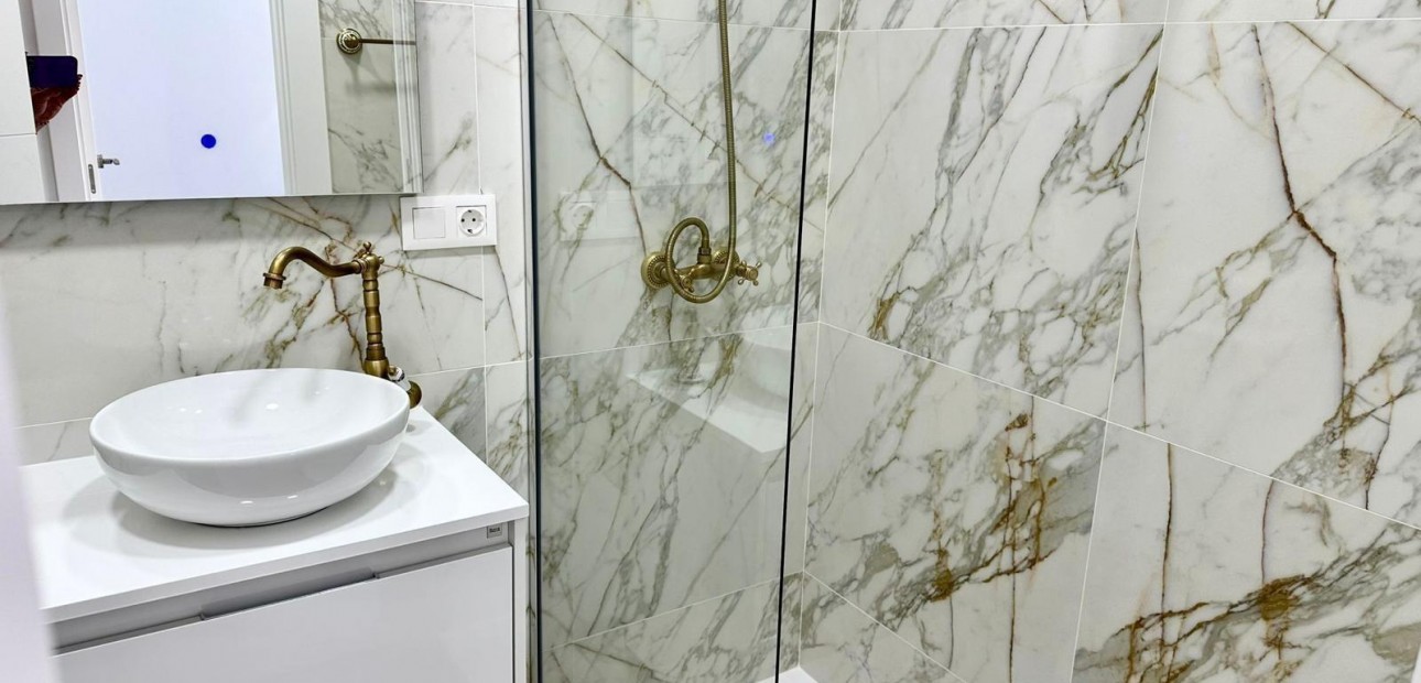 Venta - Bungalow -
Torrevieja - Playa del cura