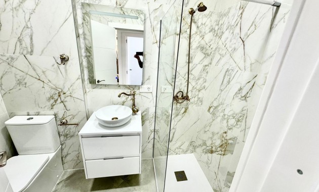 Venta - Bungalow -
Torrevieja - Playa del cura