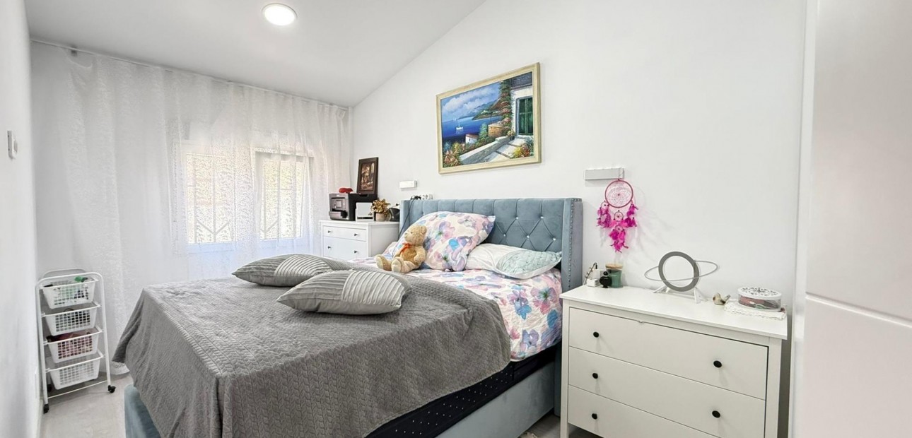 Venta - Bungalow -
Torrevieja - Playa del cura