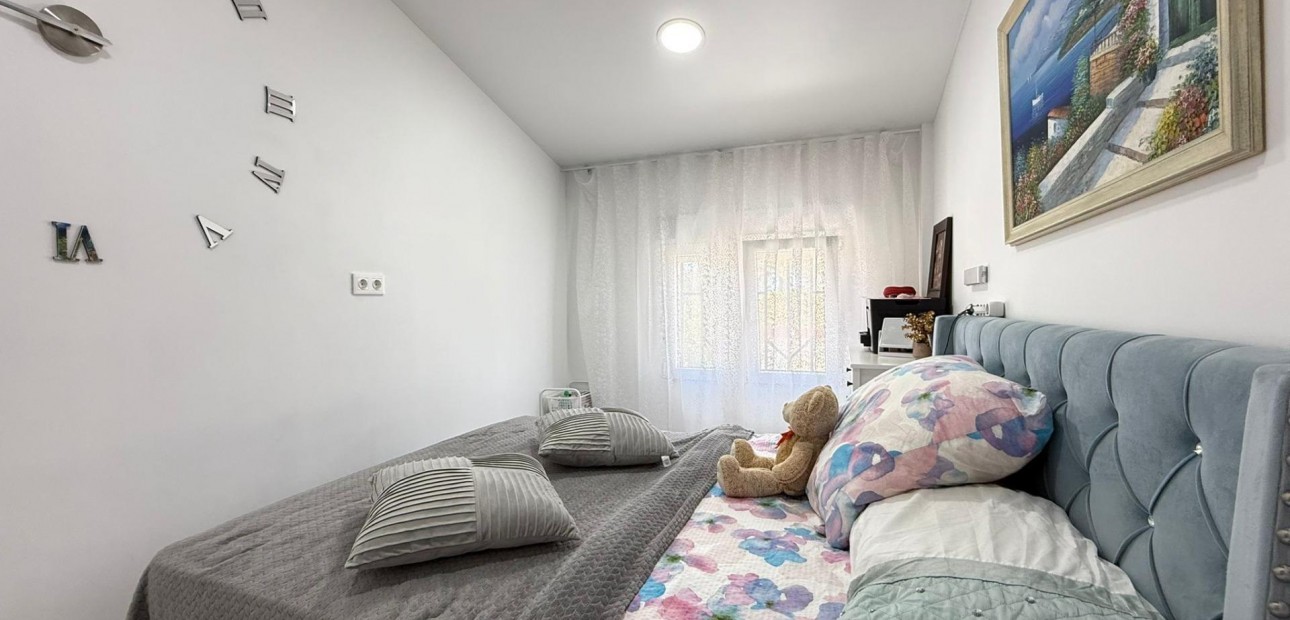 Venta - Bungalow -
Torrevieja - Playa del cura