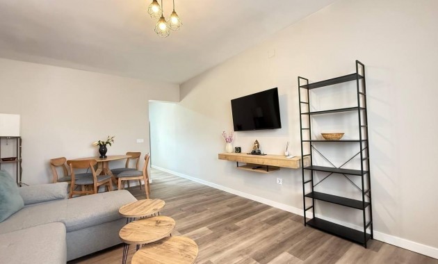 Venta - Bungalow -
Orihuela Costa - La Regia