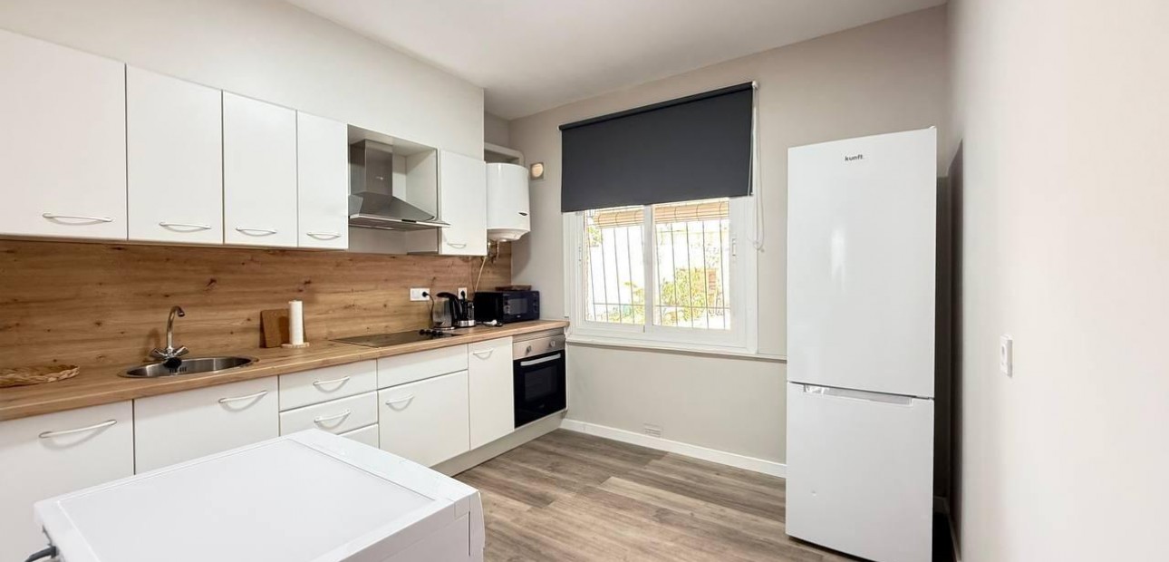 Venta - Bungalow -
Orihuela Costa - La Regia