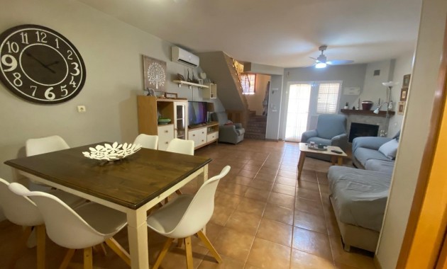 Venta - Terraced house -
Torrevieja - Playa de los Naufragos