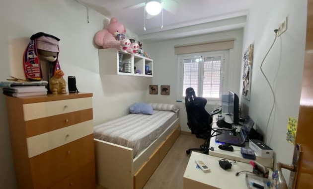 Venta - Terraced house -
Torrevieja - Playa de los Naufragos