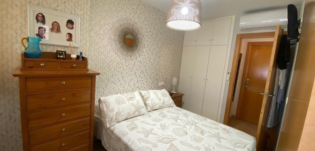 Venta - Terraced house -
Torrevieja - Playa de los Naufragos