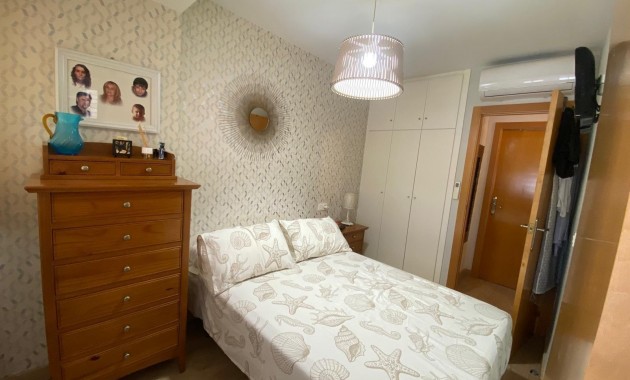 Venta - Terraced house -
Torrevieja - Playa de los Naufragos