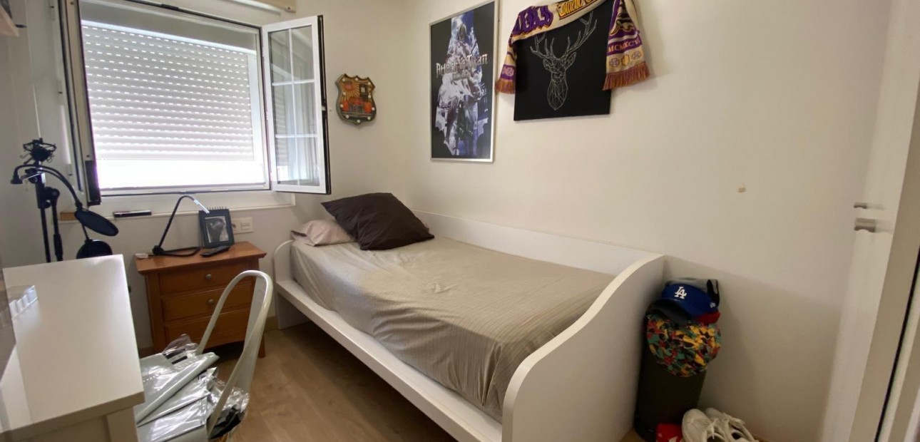 Venta - Terraced house -
Torrevieja - Playa de los Naufragos