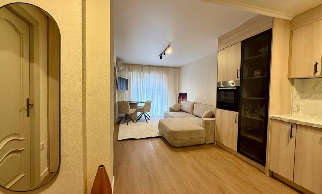 Venta - Apartamento / piso -
Torrevieja - Estacion de autobuses