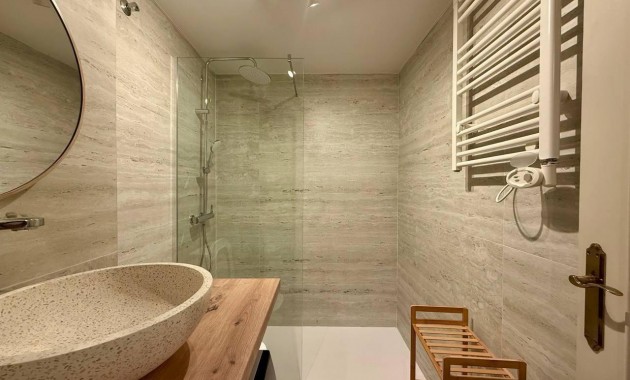 Venta - Apartamento / piso -
Torrevieja - Estacion de autobuses