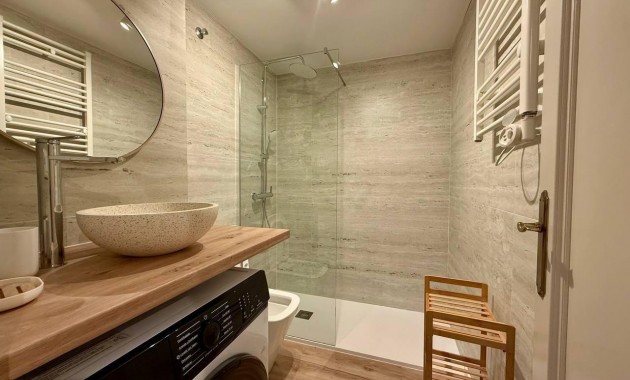 Venta - Apartamento / piso -
Torrevieja - Estacion de autobuses