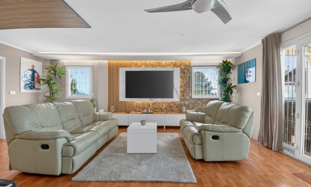 Sale - Finca -
Albatera