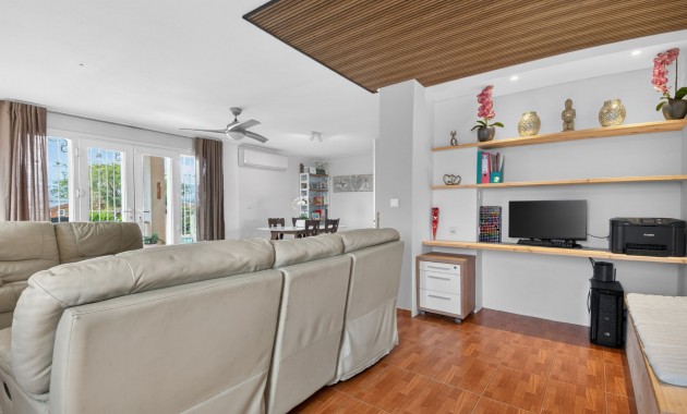 Sale - Finca -
Albatera