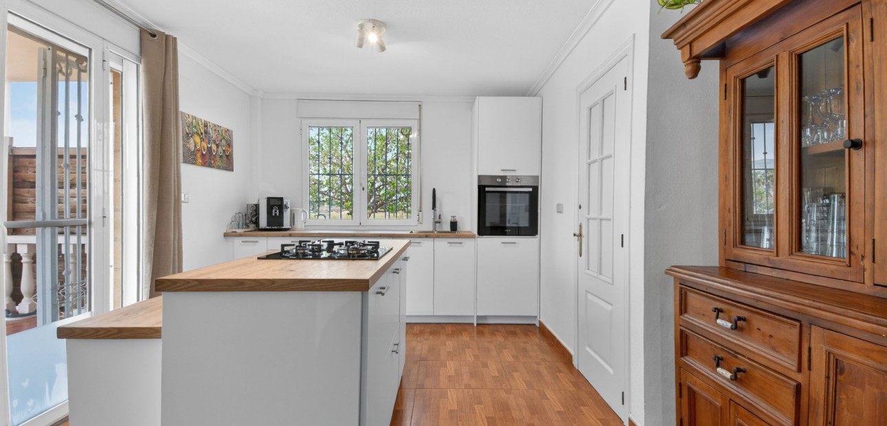 Sale - Finca -
Albatera