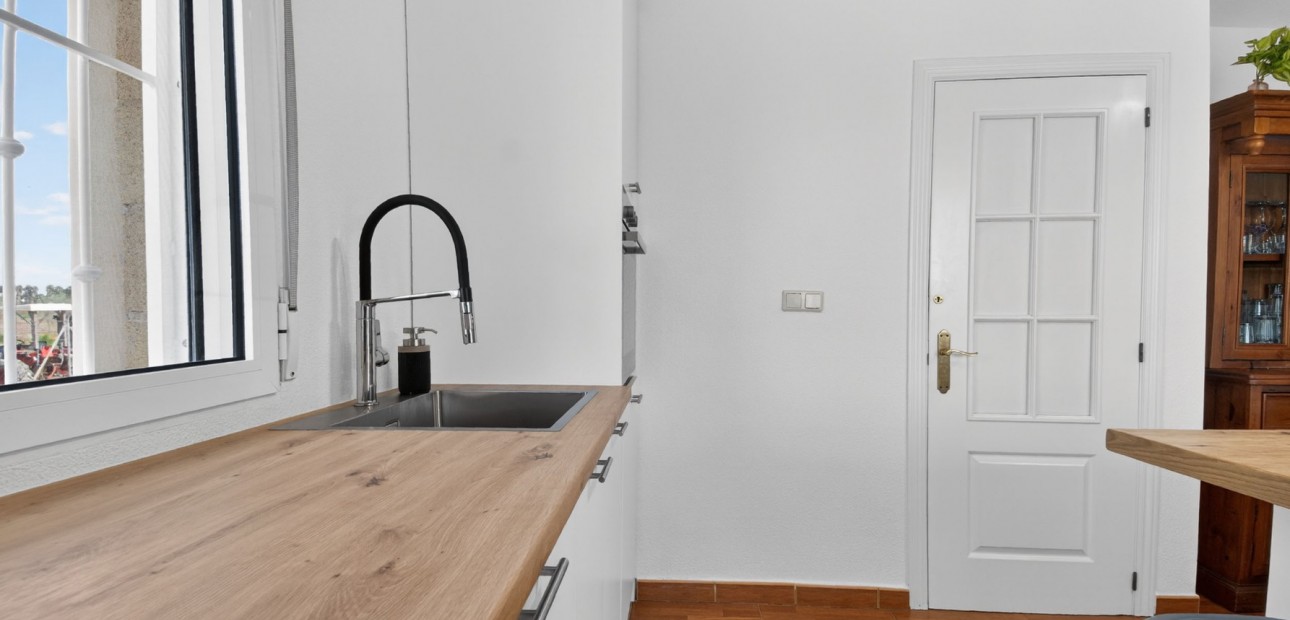 Sale - Finca -
Albatera