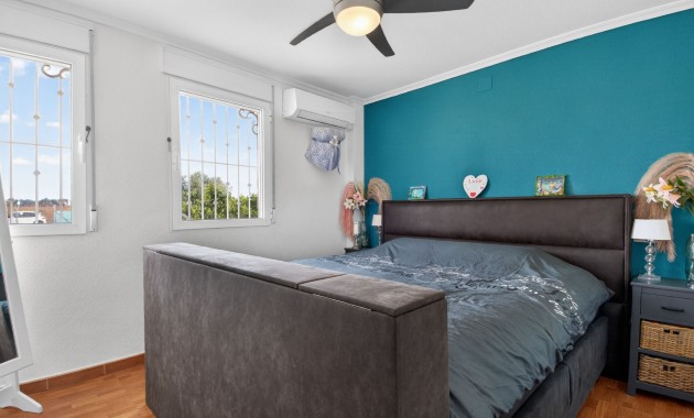 Sale - Finca -
Albatera