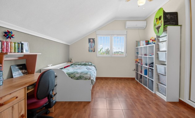 Sale - Finca -
Albatera