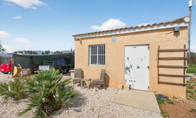 Sale - Finca -
Albatera