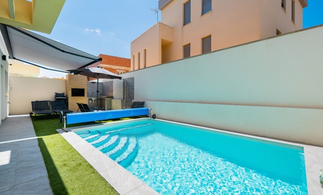 Venta - Detached Villa -
Los Montesinos - La Herrada