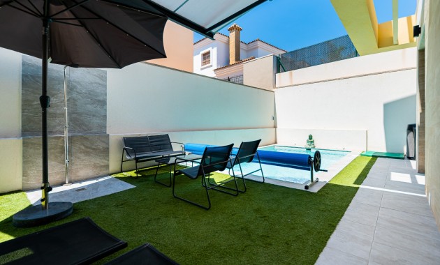 Venta - Detached Villa -
Los Montesinos - La Herrada