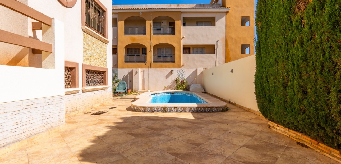 Venta - Detached Villa -
Orihuela Costa - Villamartin