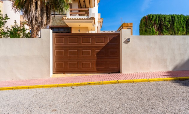 Venta - Detached Villa -
Orihuela Costa - Villamartin