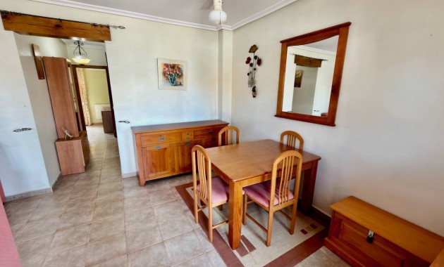 Sale - Villa -
El Raso