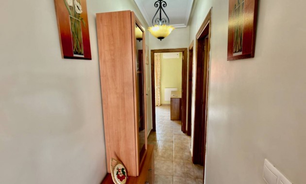 Sale - Villa -
El Raso