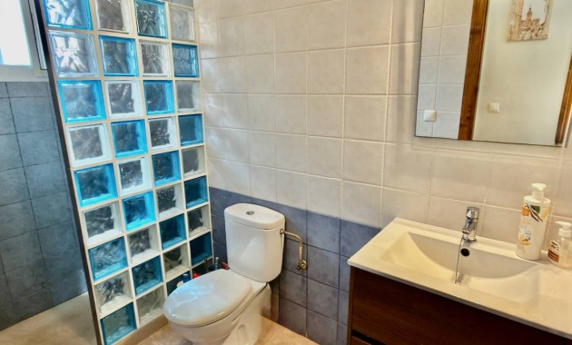 Sale - Villa -
El Raso