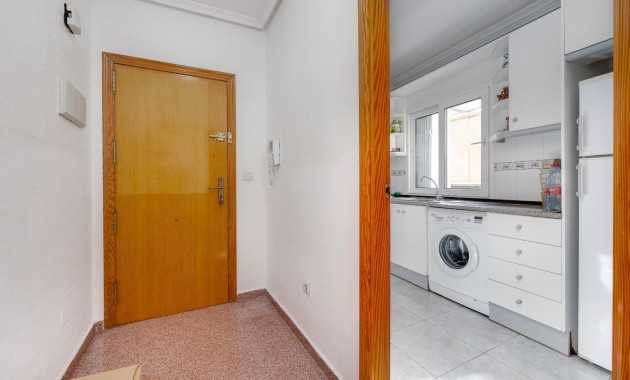 Venta - Apartamento / piso -
Torrevieja - Centro