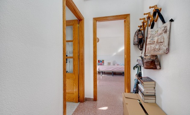 Venta - Apartamento / piso -
Torrevieja - Centro