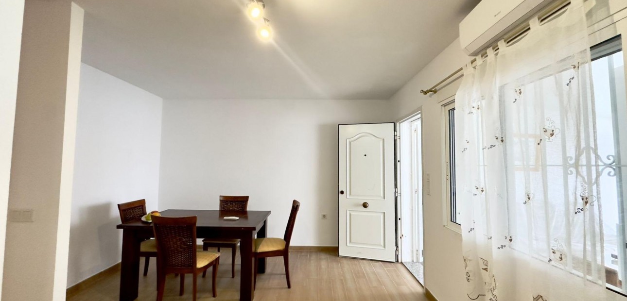 Venta - Bungalow -
Torrevieja - Carrefour